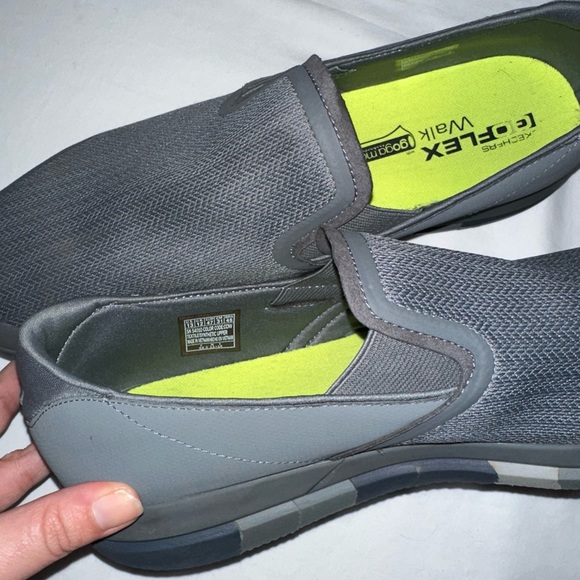 Skechers Hands Free Gray Slip-On Shoes main image 4